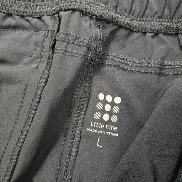 Title Nine Women's Size L Slaycation 2.0 Cropped Pants Charcoal Gray UPF 50 - Picture 4 of 8
